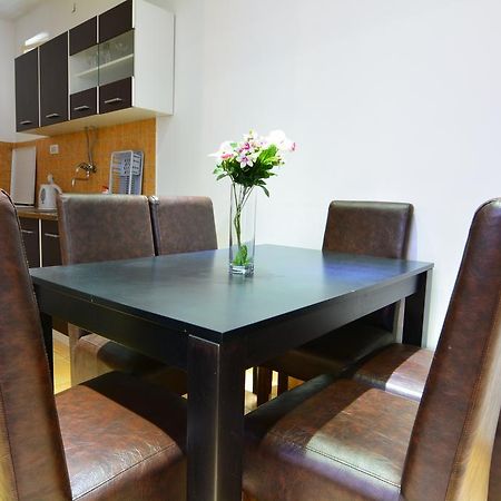 Lux Apartment In 贝尔格莱德 外观 照片